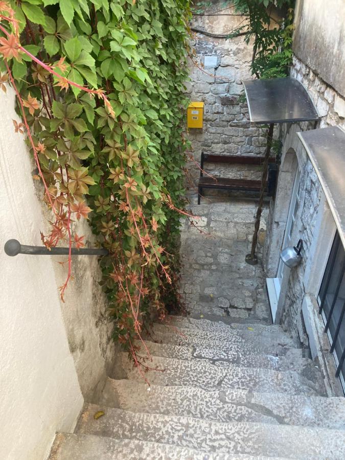 Dragazzo Apartment Trogir Exteriör bild