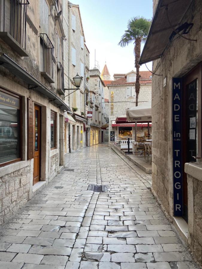 Dragazzo Apartment Trogir Exteriör bild